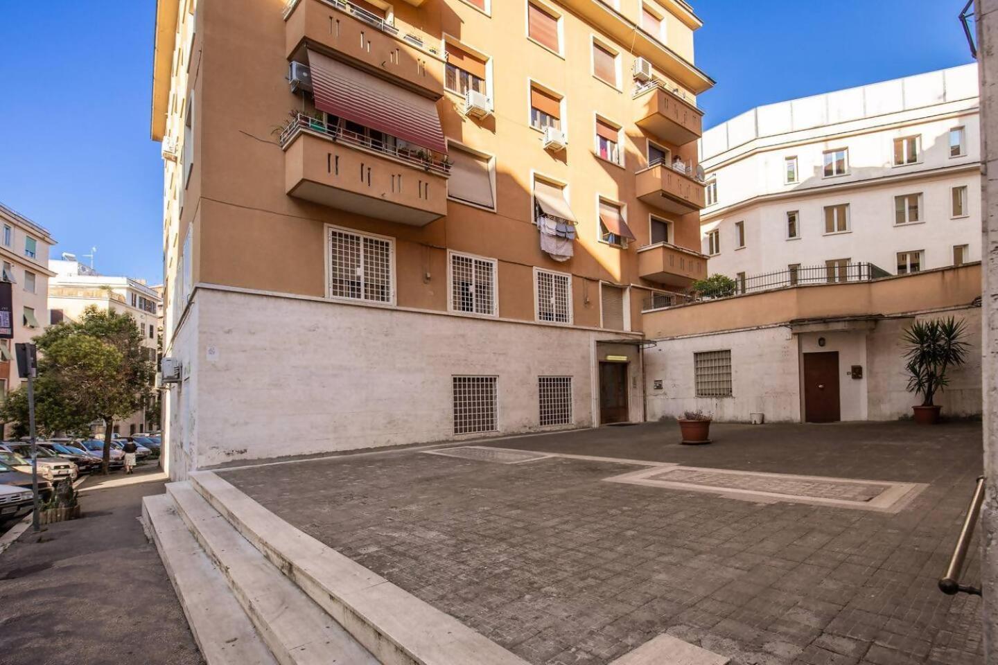 Domus Heroas Near Vatican Rome Exterior photo